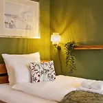 Maisuites Sperling - Zentrale Mit Boxspringbett, Kaffeevollautomat, Wlan & Seitlichem Seeblick Apartment *