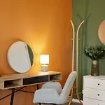 Maisuites Sperling - Zentrale Mit Boxspringbett, Kaffeevollautomat, Wlan & Seitlichem Seeblick
