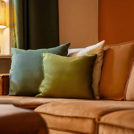 Maisuites Sperling - Zentrale Mit Boxspringbett, Kaffeevollautomat, Wlan&seitlichem Seeblick Apartment Mölln