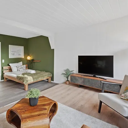 Daire Maisuites Sperling - Zentrale Mit Boxspringbett, Kaffeevollautomat, Wlan & Seitlichem Seeblick